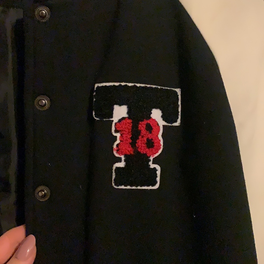 Varsity jacket - Picture 2 of 5